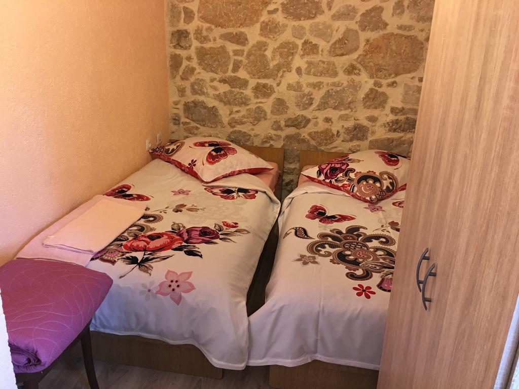 Holiday Home Rasopas Malinska Luaran gambar