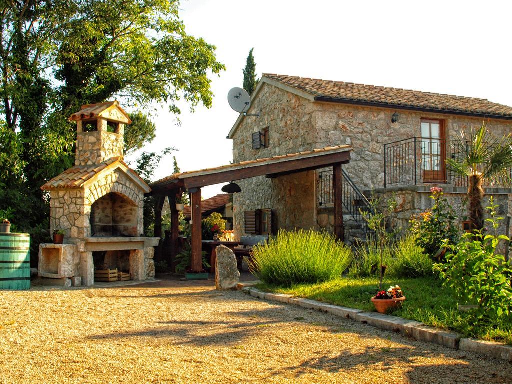 Holiday Home Rasopas Malinska Luaran gambar