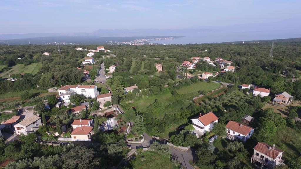 Holiday Home Rasopas Malinska Luaran gambar