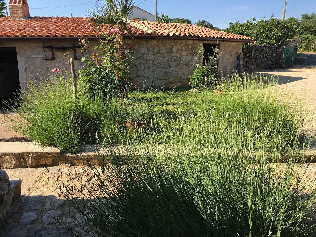 Holiday Home Rasopas Malinska Luaran gambar