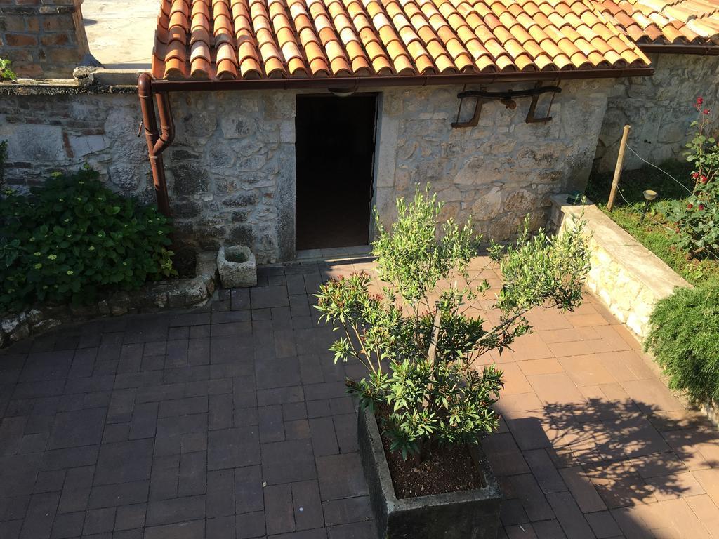 Holiday Home Rasopas Malinska Luaran gambar